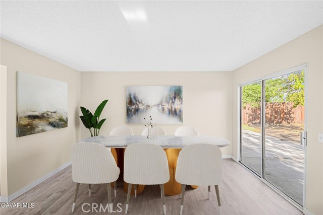 Detail Gallery Image 6 of 21 For 2733 Coria Pl, Palmdale,  CA 93550 - 3 Beds | 2 Baths