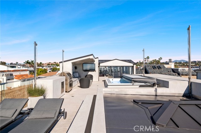 Image 40 of 62 For 304 Bay Front