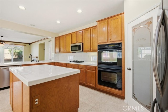 Detail Gallery Image 19 of 42 For 7101 Tawny Owl Ct, Corona,  CA 92880 - 4 Beds | 2 Baths