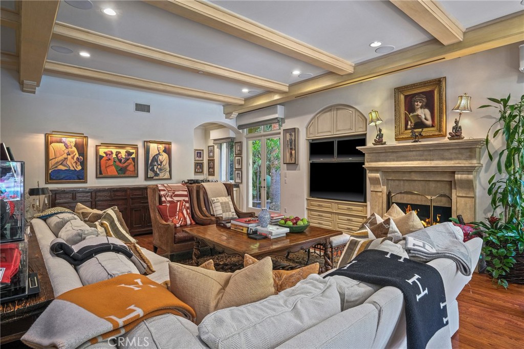 MLS #SR25238686 img 8