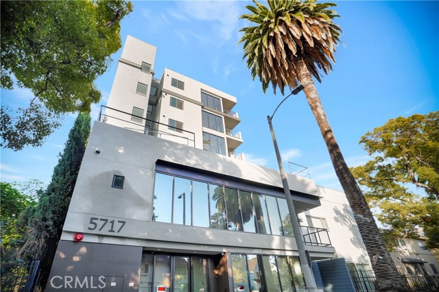 Detail Gallery Image 8 of 8 For 5771 Carlton #708,  Hollywood,  CA 90028 - 2 Beds | 1 Baths