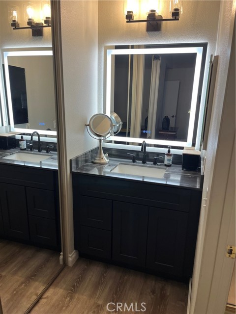 194 S Summertree S Road, Anaheim CA: https://media.crmls.org/medias/94c9d7ac-536c-45b4-9b0d-6841da979d44.jpg