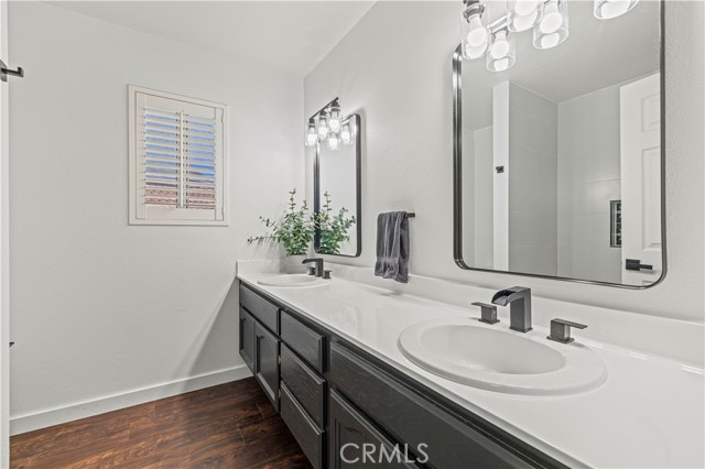 28777 Kathleen Avenue, Saugus CA: https://media.crmls.org/medias/94ca351a-0ac7-4947-9be1-fedcd3f59e9c.jpg