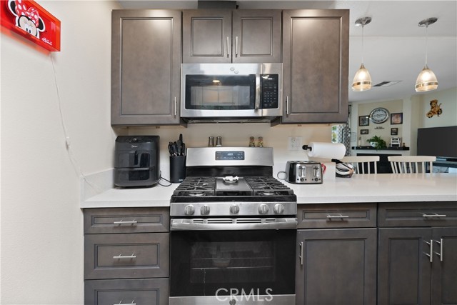 23011 Big Tee Drive, Canyon Lake CA: https://media.crmls.org/medias/94ca69f5-f74b-4834-b7e1-e3ccec1ad84b.jpg