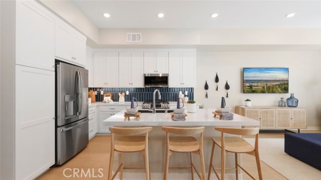 948 Poppy Court, Montebello, CA, 90640 948 Poppy Court, Montebello, CA, 90640