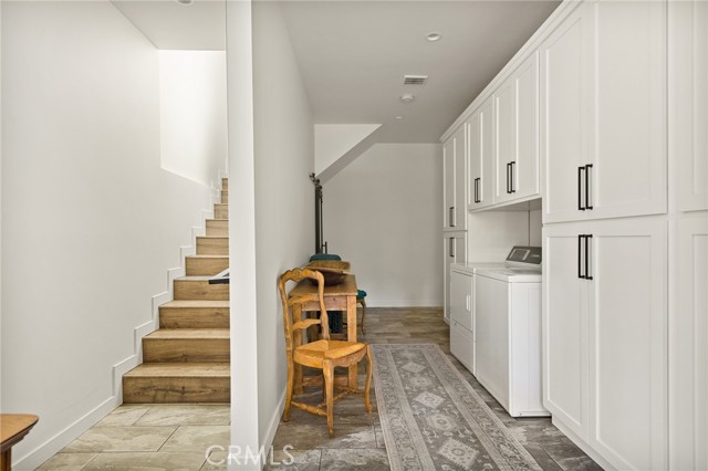 243 Manzanita Drive, Lake Arrowhead CA: https://media.crmls.org/medias/94cb06df-7859-4c58-a81c-7ec3c71cb3c4.jpg