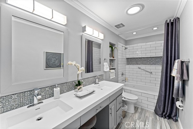 18516 Casandra Avenue, Cerritos CA: https://media.crmls.org/medias/94cb5555-e8fb-4855-adf2-9c2b940b26e5.jpg