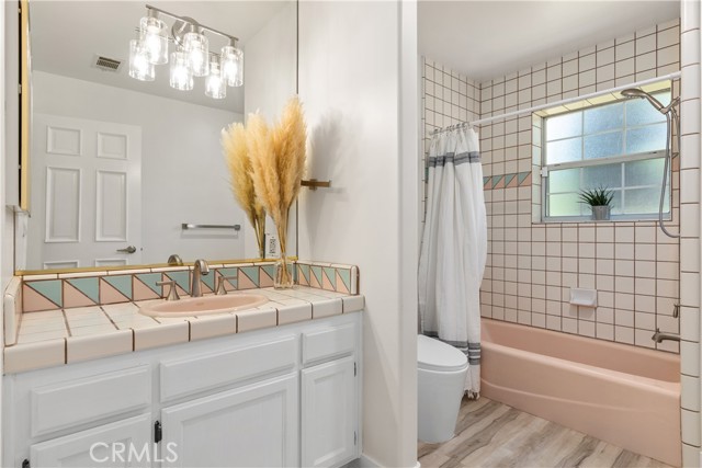 35356 Sierra Vista Drive, Agua Dulce CA: https://media.crmls.org/medias/94cb5f2c-bf70-4b43-80f0-40b5238f1c62.jpg