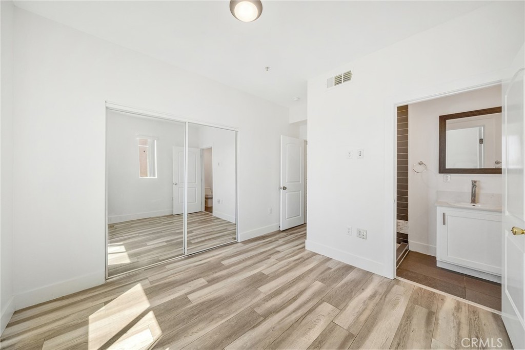 MLS #WS26185877 image #42
