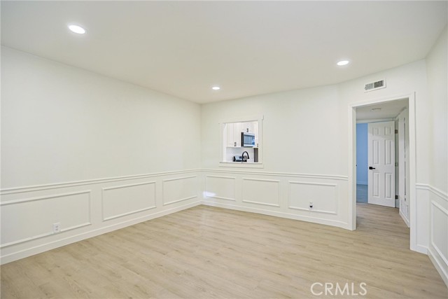 Detail Gallery Image 8 of 41 For 4109 W 5th #F2,  Santa Ana,  CA 92703 - 2 Beds | 2 Baths