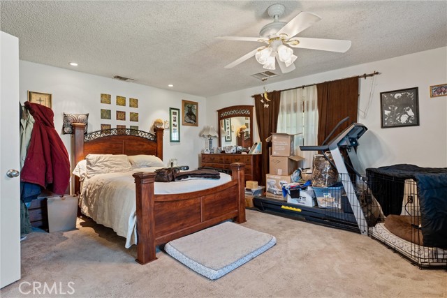 Detail Gallery Image 18 of 35 For 41009 17th, Palmdale,  CA 93551 - 5 Beds | 3 Baths