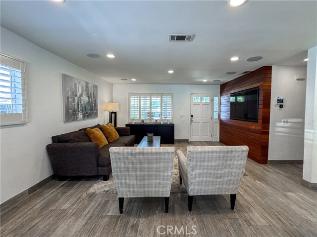 Detail Gallery Image 8 of 32 For 2814 Dalemead, Torrance,  CA 90505 - 4 Beds | 2 Baths