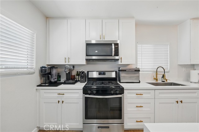 Detail Gallery Image 8 of 32 For 1343 Cordon Dr, City Terrace,  CA 90063 - 3 Beds | 1 Baths