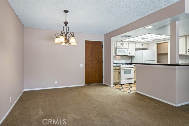 Detail Gallery Image 4 of 24 For 246 E Fern, Redlands,  CA 92373 - 2 Beds | 2 Baths