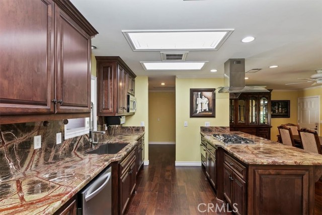 Detail Gallery Image 28 of 66 For 18590 Roberts, Riverside,  CA 92508 - 4 Beds | 2 Baths