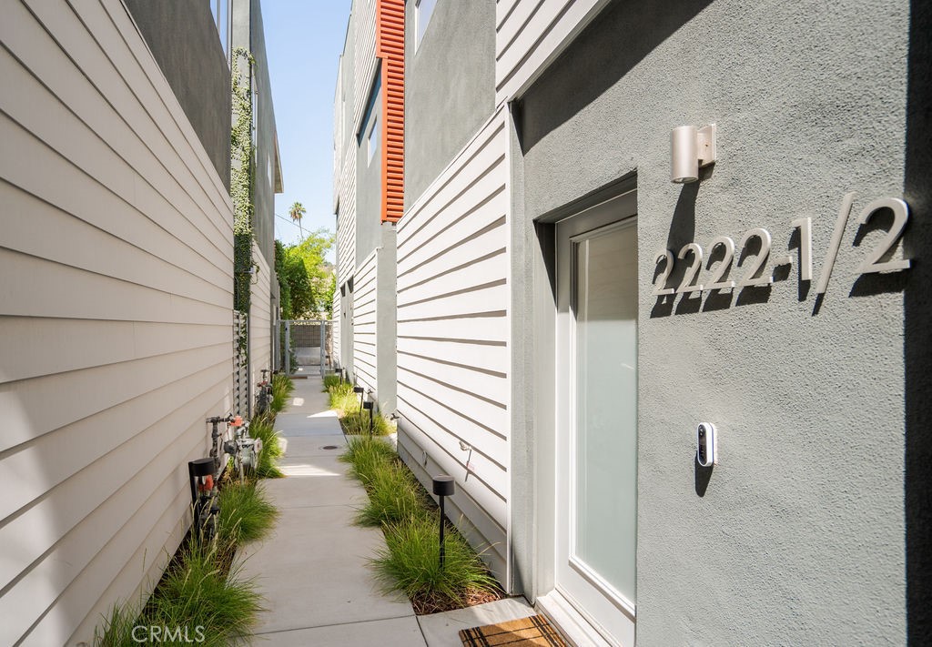 MLS #OC25241827 image #27