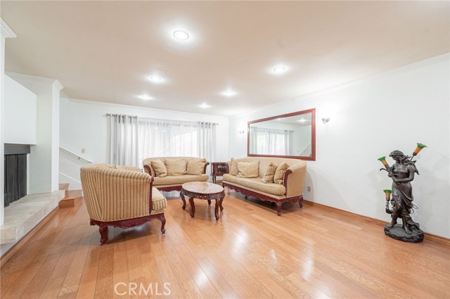 Detail Gallery Image 3 of 38 For 7137 Shoup Avenue #39,  West Hills,  CA 91307 - 3 Beds | 2/1 Baths