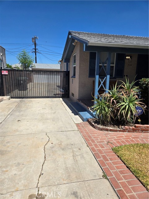 Image 2 for 731 W 110Th St, Los Angeles, CA 90044