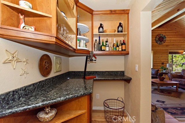 Detail Gallery Image 14 of 38 For 227 Santa Barbara Ave, Sugarloaf,  CA 92386 - 3 Beds | 2 Baths