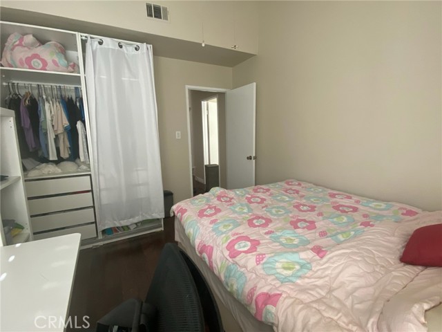 2408 N North Creek Lane, Fullerton CA: https://media.crmls.org/medias/94d2bc8c-c9dc-4eeb-9745-9e891cd57749.jpg