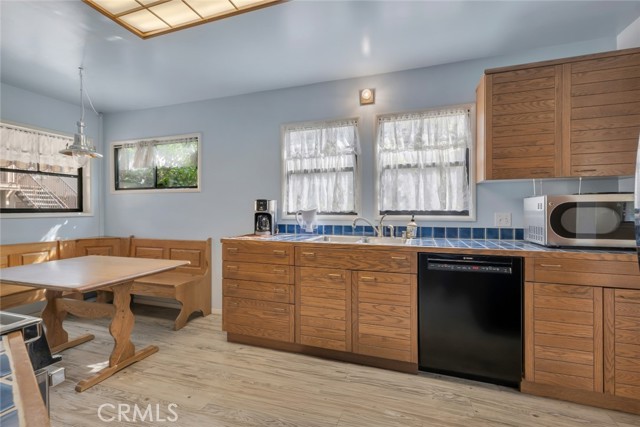 Detail Gallery Image 15 of 59 For 357 Vine St, Glendale,  CA 91204 - 3 Beds | 3 Baths