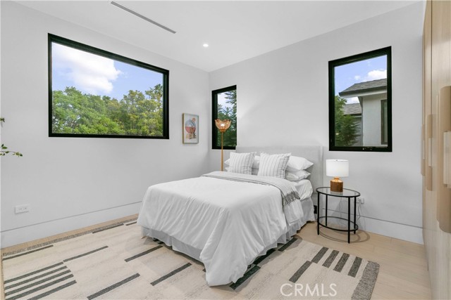 Detail Gallery Image 38 of 57 For 4532 Katherine, Sherman Oaks,  CA 91423 - 6 Beds | 6/1 Baths