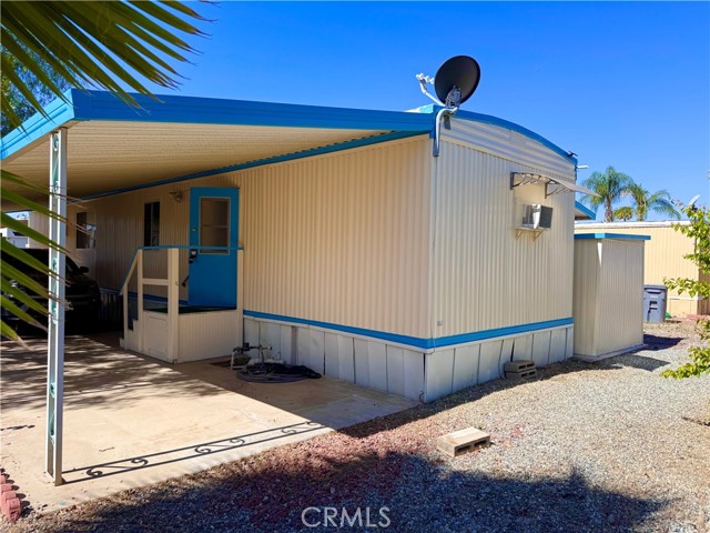 Detail Gallery Image 3 of 31 For 725 W Thornton, Hemet,  CA 91743 - 2 Beds | 1/1 Baths