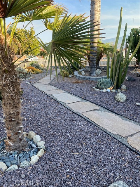 Detail Gallery Image 3 of 54 For 6981 Osbun Rd, San Bernardino,  CA 92404 - 5 Beds | 2 Baths