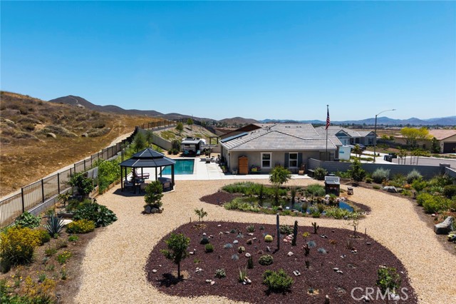 27834 Via Santa Catarina, Menifee CA: https://media.crmls.org/medias/94d3f2e8-2d1b-4bf8-94f9-f6bb051c5546.jpg