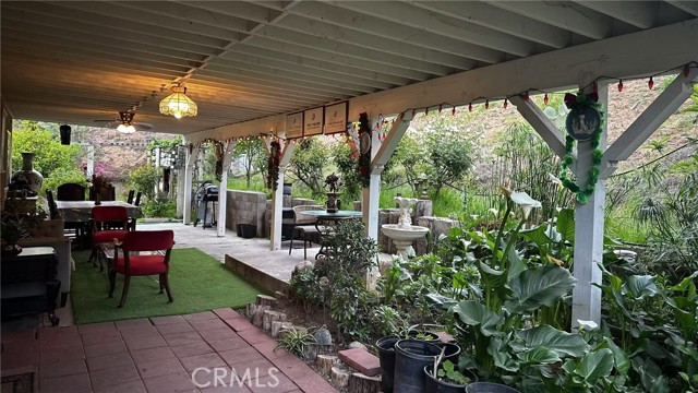 7929 bolton ave, Riverside CA: https://media.crmls.org/medias/94d44056-0e29-4873-9e63-d7b5373cecfe.jpg