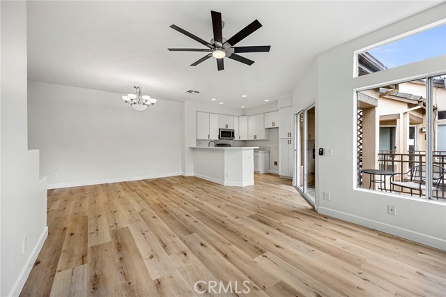 Detail Gallery Image 7 of 25 For 932 S Country Glen, Anaheim Hills,  CA 92808 - 2 Beds | 2 Baths