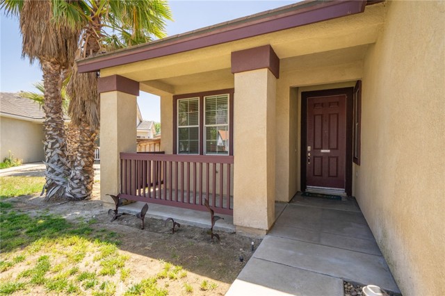 Detail Gallery Image 4 of 47 For 126 Schooner Ct, San Jacinto,  CA 92583 - 4 Beds | 2 Baths