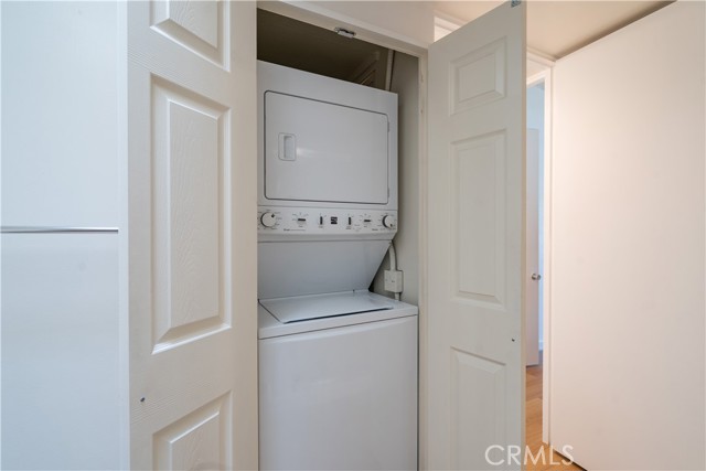 13520 El Dorado Drive, Seal Beach CA: https://media.crmls.org/medias/94d53bd8-8357-4496-a6e7-8e18814425b2.jpg