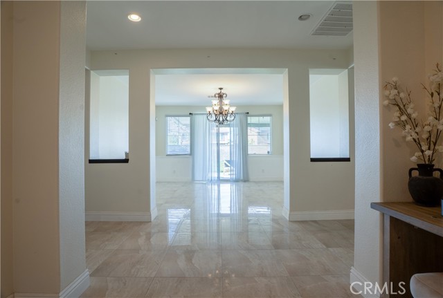 Detail Gallery Image 4 of 23 For 29408 Tremont, Menifee,  CA 92584 - 3 Beds | 2/1 Baths