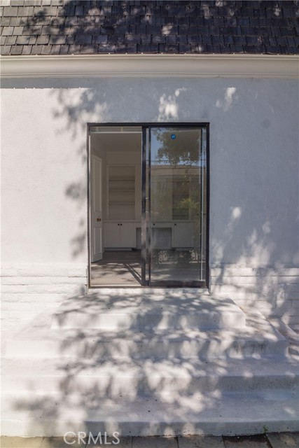 14356 Greenleaf Street, Sherman Oaks CA: https://media.crmls.org/medias/94d5a9d1-0b4f-464c-8221-0a9cd09b874a.jpg