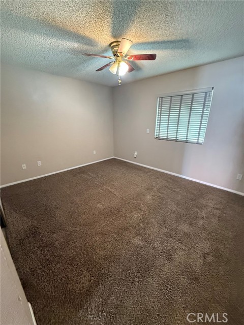 Detail Gallery Image 13 of 21 For 1000 Broadway, Barstow,  CA 92311 - 3 Beds | 2 Baths