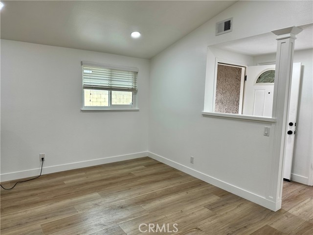 Detail Gallery Image 10 of 42 For 2413 W Monta Vista Ave, Santa Ana,  CA 92704 - 3 Beds | 2 Baths