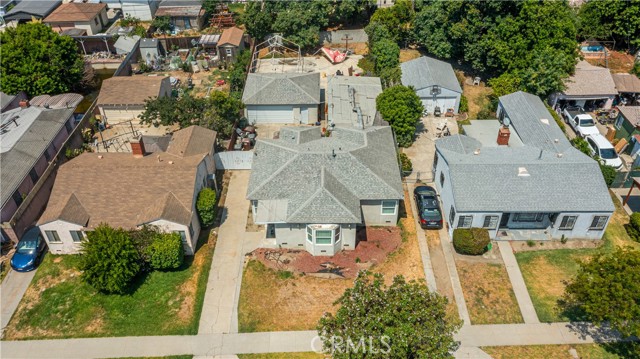 601 S Pearl Avenue, Compton CA: https://media.crmls.org/medias/94d8b24d-20e6-4bb6-abe6-fbc71092b0e6.jpg