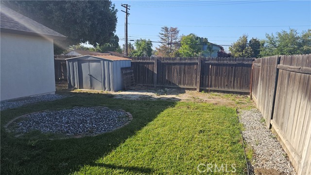 801 Belinda Lane, Redlands CA: https://media.crmls.org/medias/94d9014d-84f6-42eb-a067-02f25b8d0d8d.jpg