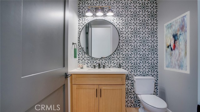 Detail Gallery Image 31 of 68 For 6250 Lindley Ave, Encino,  CA 91316 - 4 Beds | 3/1 Baths