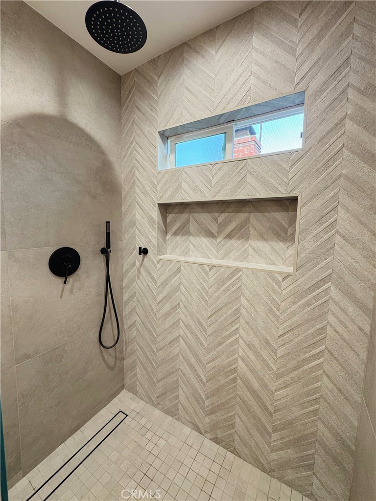 MLS #SR25261840 image #4