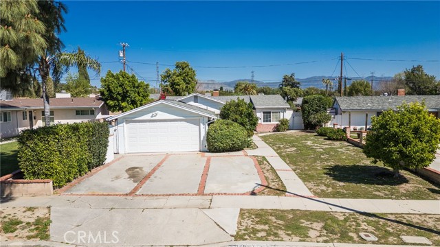 Detail Gallery Image 43 of 48 For 17149 Donmetz, Granada Hills,  CA 91344 - 4 Beds | 2 Baths