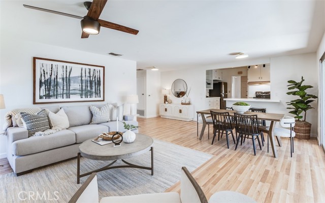 Detail Gallery Image 8 of 30 For 1951 Snowden Ave, Long Beach,  CA 90815 - 3 Beds | 2 Baths