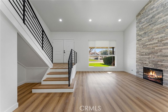 Detail Gallery Image 5 of 50 For 2534 Alona, Santa Ana,  CA 92706 - 5 Beds | 4 Baths