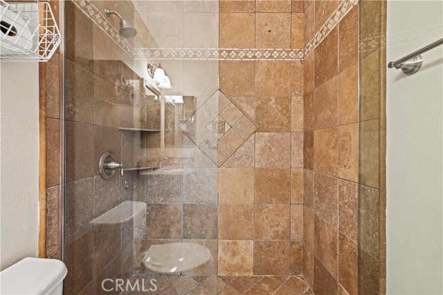 21742 Grovepark Drive, Saugus CA: https://media.crmls.org/medias/94da3b2f-df69-48d9-baf4-2a0d18841be4.jpg