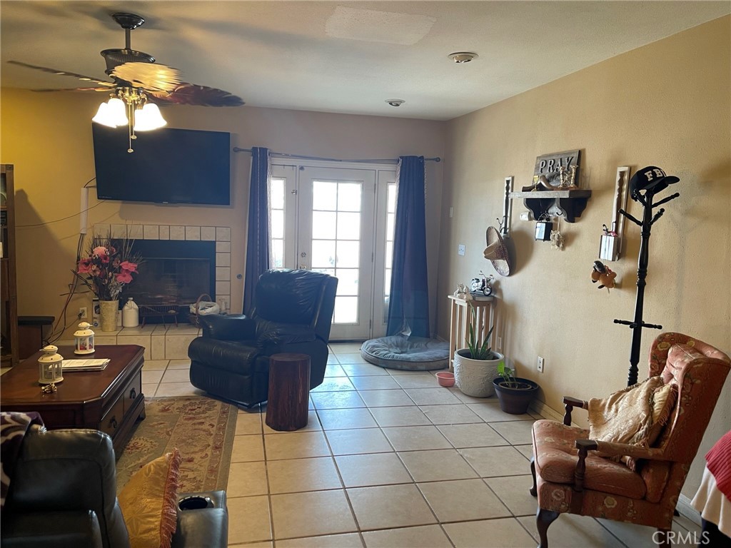 1541 Sweetbrier Street, Palmdale, CA 93550