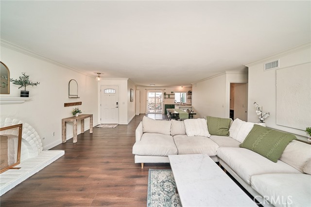 Image 4 of 14 For 15544 Andorra Way