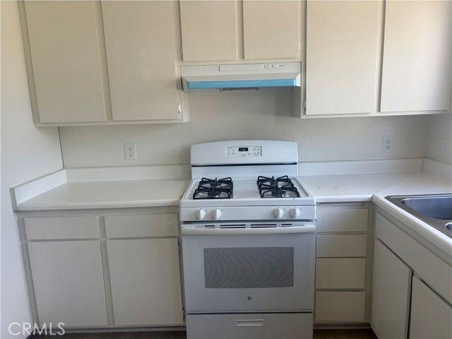 Detail Gallery Image 6 of 20 For 167 Briarwood, Irvine,  CA 92604 - 3 Beds | 1 Baths