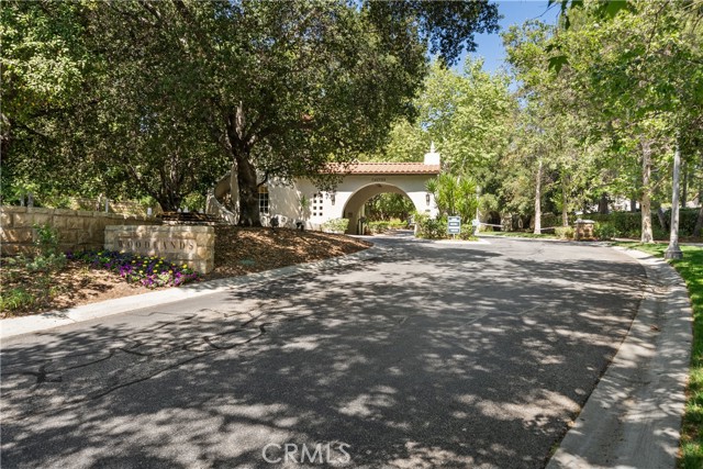 26814 Fairlain Drive, Valencia CA: https://media.crmls.org/medias/94dc2623-78b6-48c6-bf03-d12ea5955930.jpg