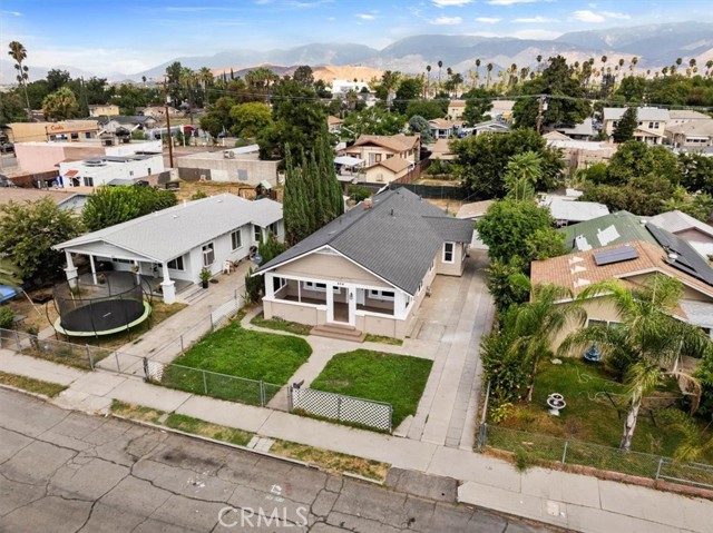 464 W 14th Street, San Bernardino CA: https://media.crmls.org/medias/94dc7805-f34c-4a78-a488-f0c1642ccb94.jpg